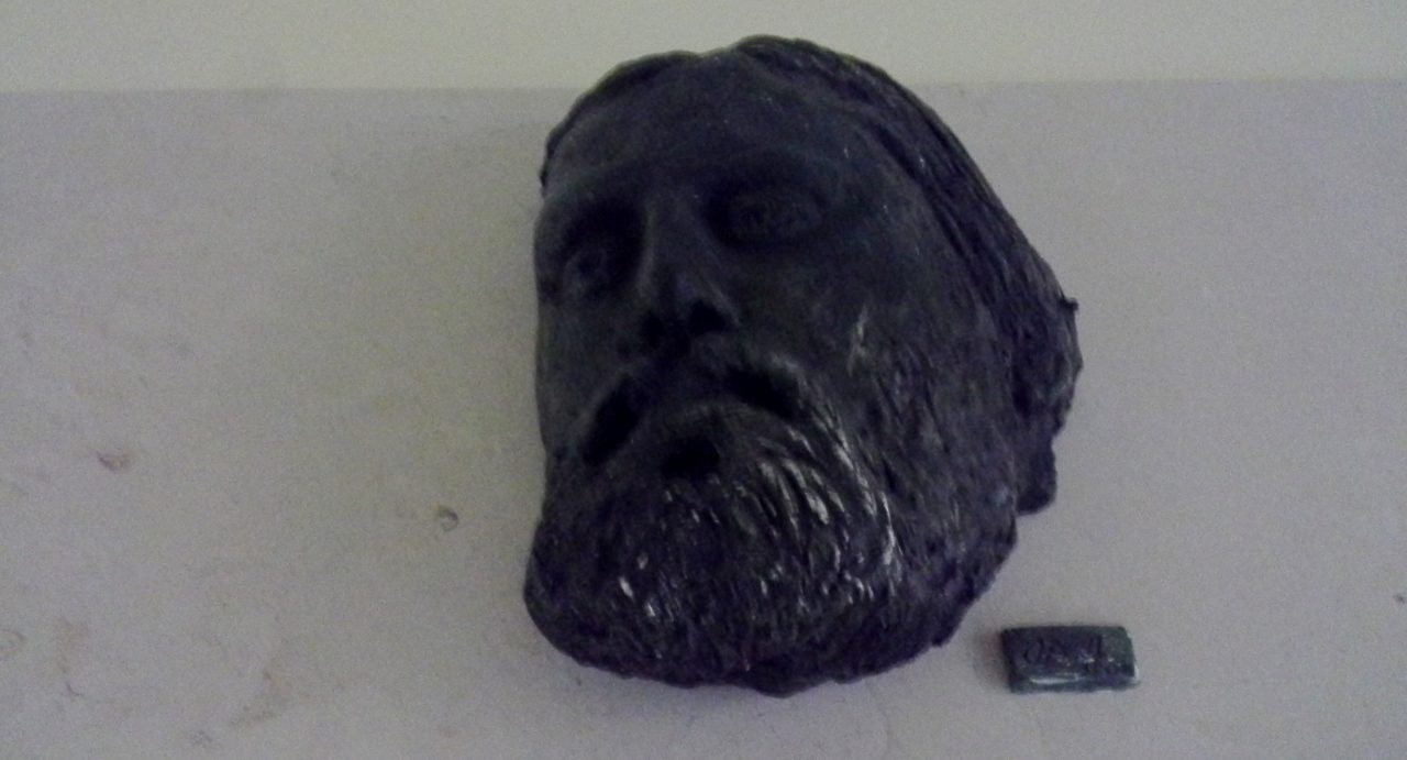 Giuseppe Oronzo Giannuzzi's head, Altamura 02.jpg